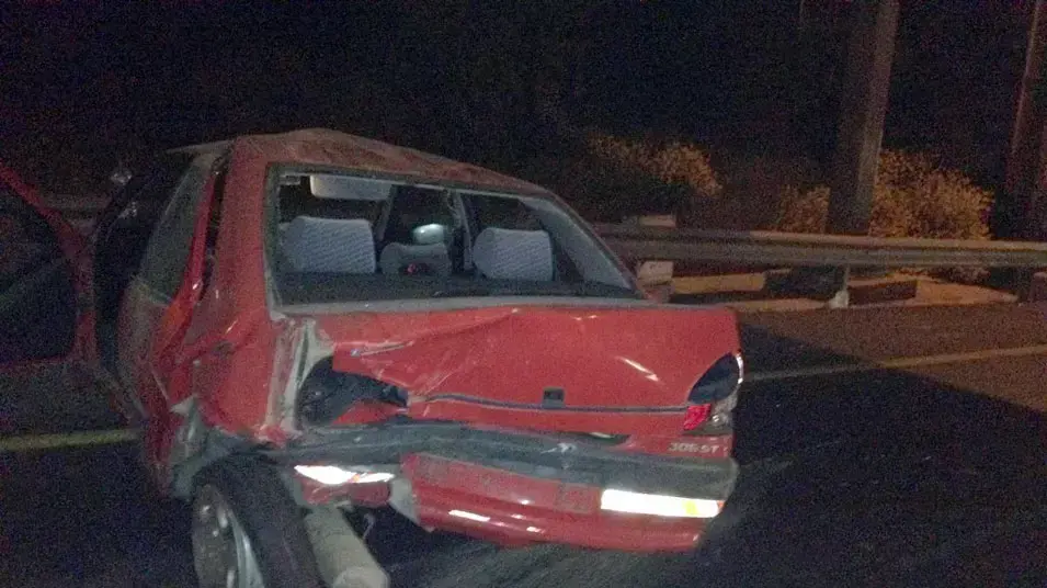 עמי ותמי: דליפה מרכב פוגע הובילה את המשטרה אל הבורחים מהזירה עמי ותמי: דליפה מרכב פוגע הובילה את המשטרה אל הבורחים מהזירה