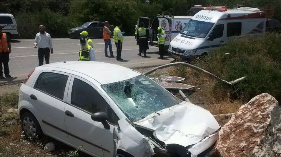 סטודנט נהרג וזוגתו נפצעה קשה בתאונת דרכים בצומת מחניים סטודנט נהרג וזוגתו נפצעה קשה בתאונת דרכים בצומת מחניים