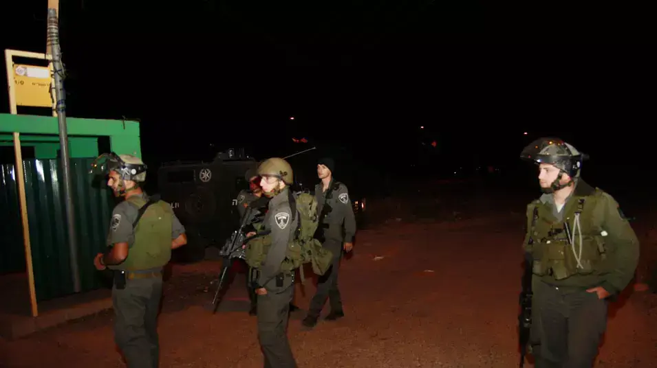 תמונות מהעימותים סמוך להתנחלות עוז ציון, מאי 2012 תמונות מהעימותים סמוך להתנחלות עוז ציון, מאי 2012