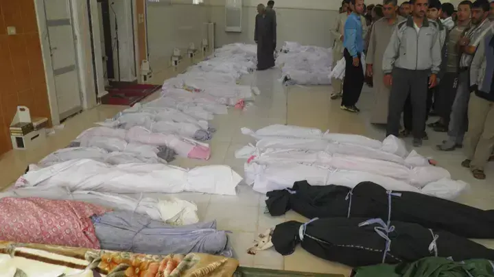 גופות הטבח בעיירה חולה שבסוריה גופות הטבח בעיירה חולה שבסוריה