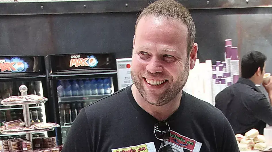 אדיר מילר אדיר מילר
