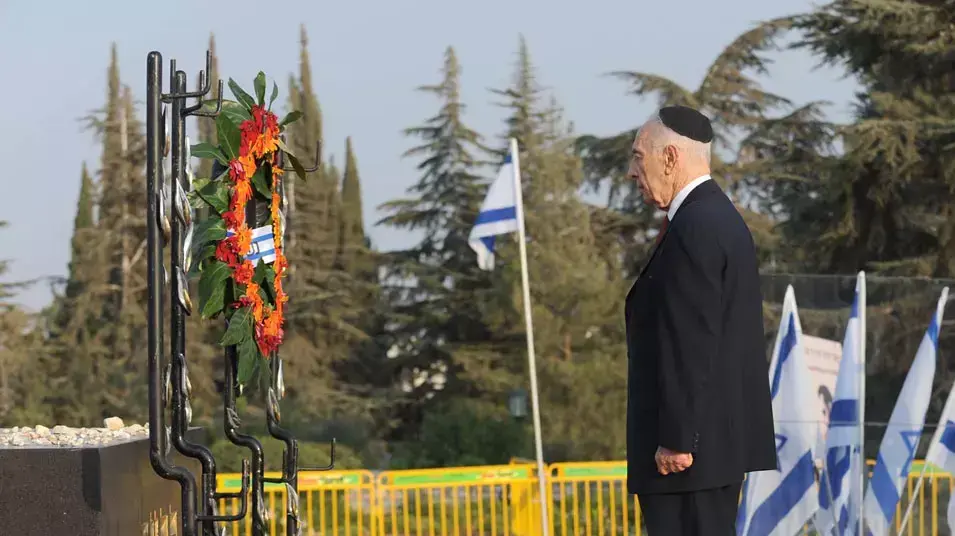 שמעון פרס בטקס האזכרה הממלכתי לבנימין זאב הרצל בהר הרצל שמעון פרס בטקס האזכרה הממלכתי לבנימין זאב הרצל בהר הרצל