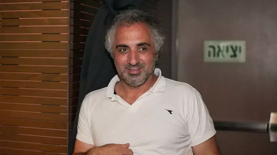 מטרה נוחה להשתלחות. דובר קוסאשווילי בהקרנת "רווקה פלוס" מטרה נוחה להשתלחות. דובר קוסאשווילי בהקרנת "רווקה פלוס"