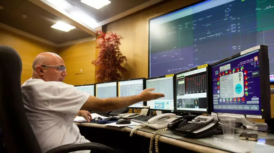 חברת חשמל עומס חום, יולי 2012 חברת חשמל עומס חום, יולי 2012