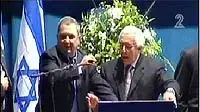 אהוד ברק ומשה שחל בכנס מפלגת העבודה מערוץ שתיים אהוד ברק ומשה שחל בכנס מפלגת העבודה מערוץ שתיים