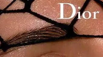 עדשות מגע של דיור עדשות מגע של דיור