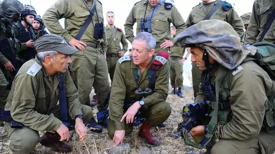 הרמטכ"ל, רב-אלוף בני גנץ, מבקר בתרגיל חטיבתי של גולני ברמת הגולן הרמטכ"ל, רב-אלוף בני גנץ, מבקר בתרגיל חטיבתי של גולני ברמת הגולן