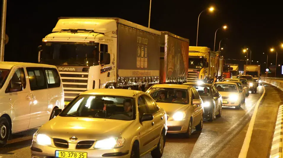 פקקים כביש עוקף קריות פקקים כביש עוקף קריות