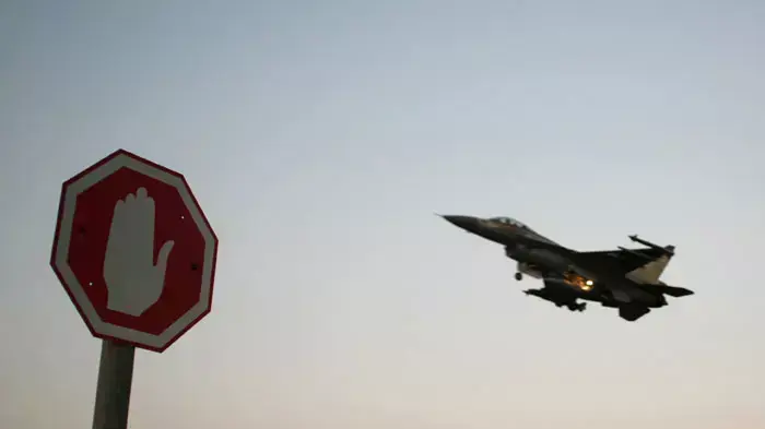 מטוס קרב ישראלי F16 בשמי הצפון