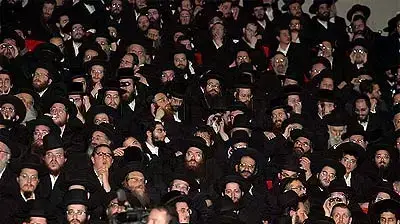 חרדים בזעקת השבת - בהיכל הספורט בתל אביב חרדים בזעקת השבת - בהיכל הספורט בתל אביב