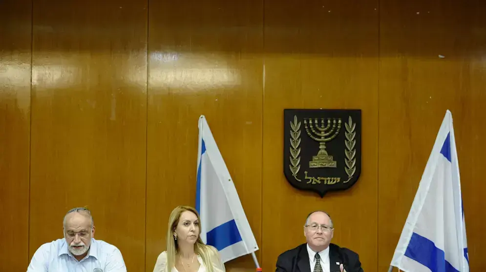 ישיבה ראשונית של ועדת הבחירות המרכזית, אוקטובר 2012 ישיבה ראשונית של ועדת הבחירות המרכזית, אוקטובר 2012