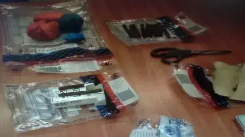 סמים שנמצאו במהלך פשיטה של המשטרה בבית בבת ים סמים שנמצאו במהלך פשיטה של המשטרה בבית בבת ים
