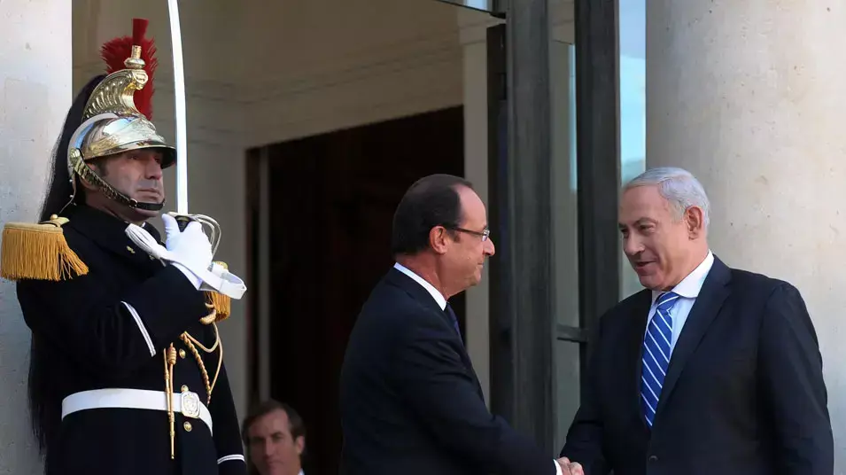 ראש הממשלה בנימין נתניהו נפגש עם נשיא צרפת בארמון האליזה, אוקטובר 2012 ראש הממשלה בנימין נתניהו נפגש עם נשיא צרפת בארמון האליזה, אוקטובר 2012