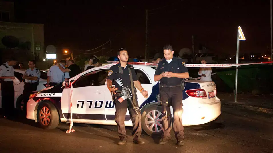 יהודי בן 34 נפצע בינוני מדקירה בשכונת ראס אל-עמוד במזרח ירושלים, נובמבר 2012 יהודי בן 34 נפצע בינוני מדקירה בשכונת ראס אל-עמוד במזרח ירושלים, נובמבר 2012