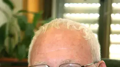 אהוד יתום אהוד יתום