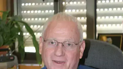 אהוד יתום אהוד יתום