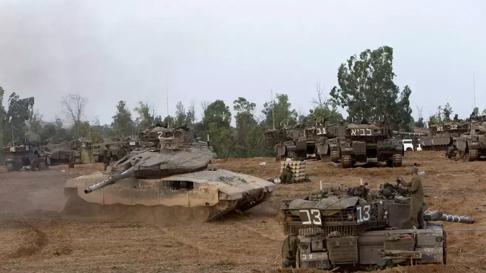 חיילים נפרשים מחוץ לרצועת עזה במסגרת מבצע "עמוד ענן", נובמבר 2012 חיילים נפרשים מחוץ לרצועת עזה במסגרת מבצע "עמוד ענן", נובמבר 2012
