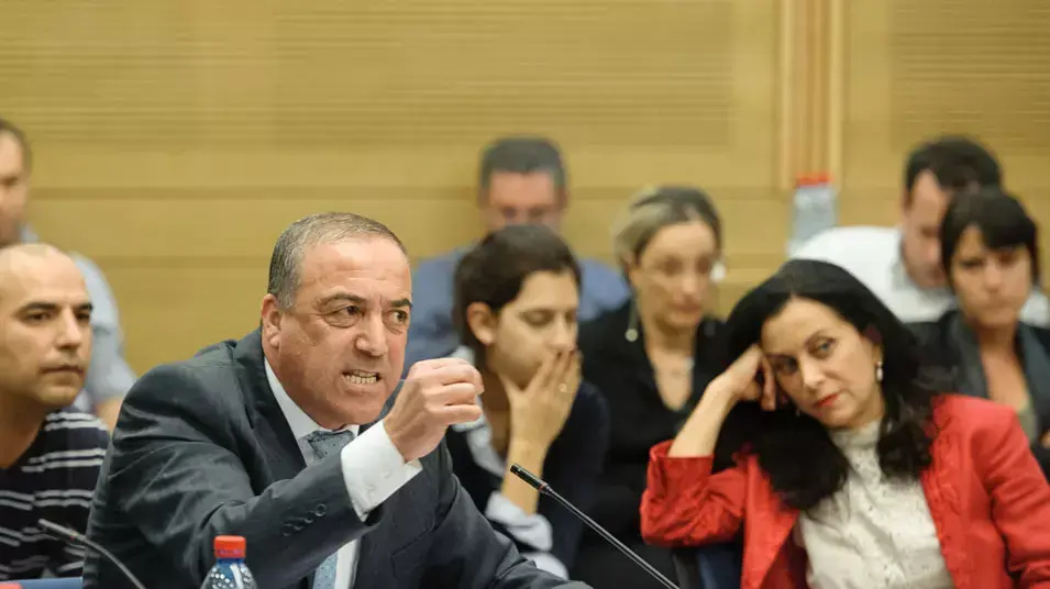 אכרם חסון בדיון בוועדת הכנסת על פילוג סיעת קדימה דצמבר 12 אכרם חסון בדיון בוועדת הכנסת על פילוג סיעת קדימה דצמבר 12