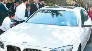 רכבו של הערב עובדיה יוסף, דצמבר 2012 רכבו של הערב עובדיה יוסף, דצמבר 2012