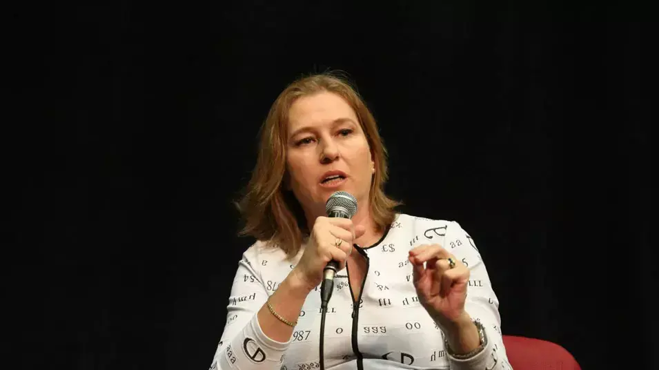יו"ר התנועה ציפי לבני במפגש פוליטי בראשון לציון יו"ר התנועה ציפי לבני במפגש פוליטי בראשון לציון
