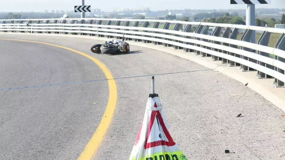 תאונת אופנוע במחלף נתבג, דצמבר 2012 תאונת אופנוע במחלף נתבג, דצמבר 2012