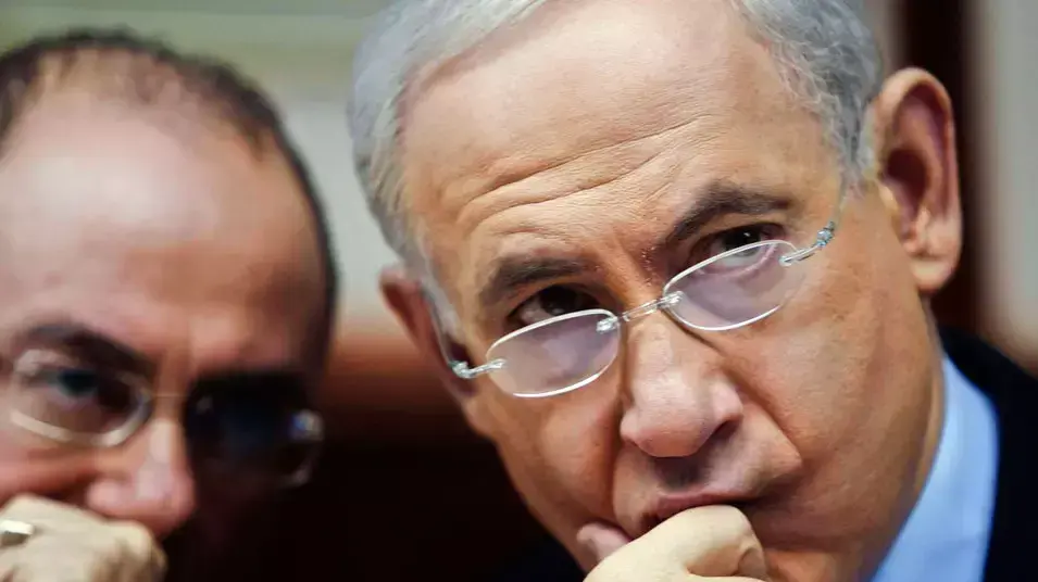 ראש הממשלה בנימין נתניהו והשר סילבן שלום. דצמבר 2012 ראש הממשלה בנימין נתניהו והשר סילבן שלום. דצמבר 2012