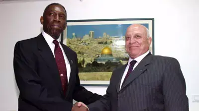 גנרל וויליאדם ווארד ואבו עלא בפגישה ברמאללה גנרל וויליאדם ווארד ואבו עלא בפגישה ברמאללה