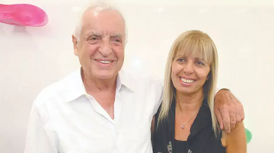 פלאטו שרון פלאטו שרון