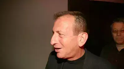רון חולדאי ( רותם דנון ) רון חולדאי ( רותם דנון )