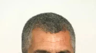 סמירה. מעוניין לייצג את האינטרס הציבורי.