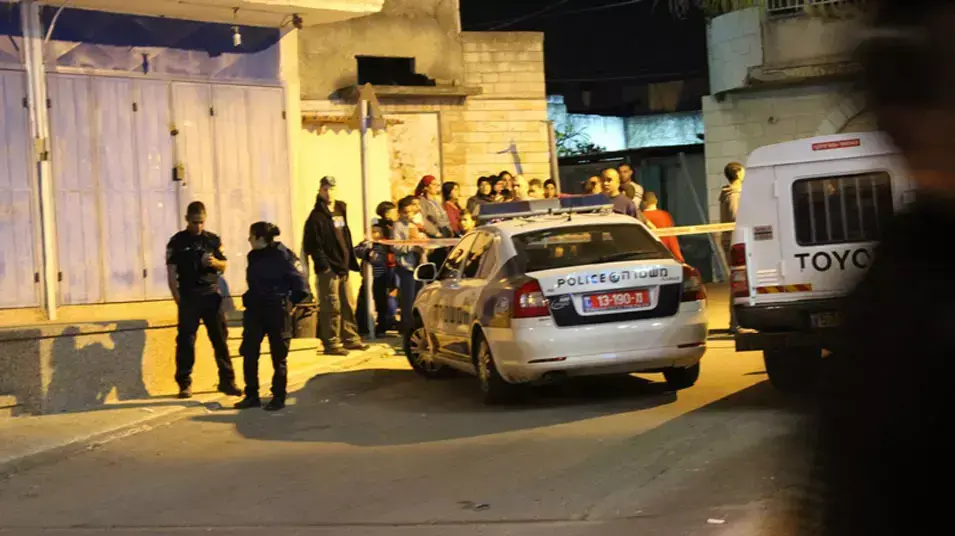 זירת אירוע ירי בטירה בו נהרג צעיר בן 25