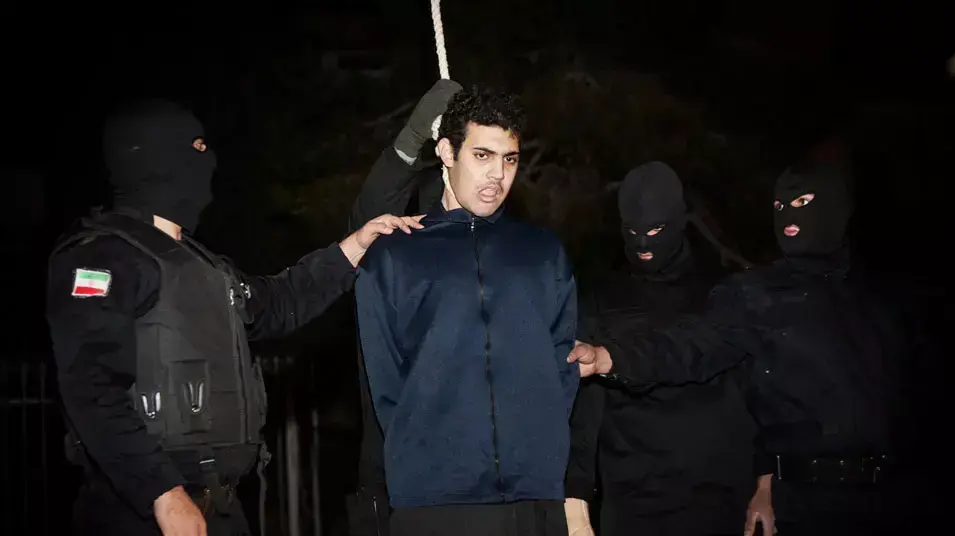 הוצאה להורג של שודדים באירן, ינואר 2013 הוצאה להורג של שודדים באירן, ינואר 2013
