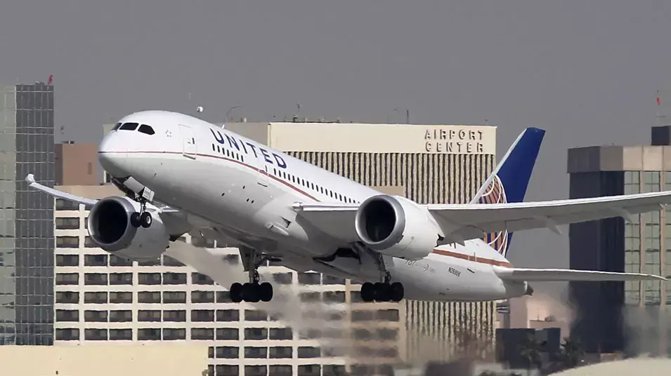 מטוס 787 של חברת יונייטד אירליינד מטוס 787 של חברת יונייטד אירליינד