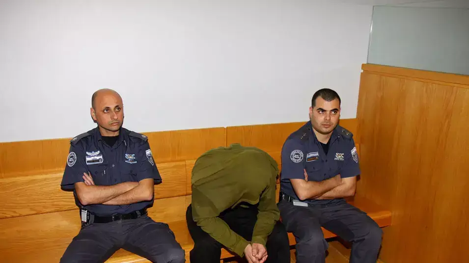 הארכת מעצר לחשוד שרצח את אמו המאמצת בדקירות סכין בטבריה, פברואר 2013 הארכת מעצר לחשוד שרצח את אמו המאמצת בדקירות סכין בטבריה, פברואר 2013