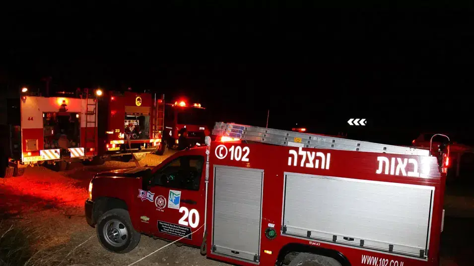 כוחות הכיבוי בשריפה בכרמל, 8 מרץ 2013 כוחות הכיבוי בשריפה בכרמל, 8 מרץ 2013
