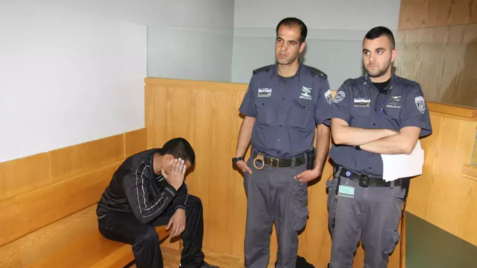 הארכת מעצר לחשוד ברצח אחותו בכפר אעבלין, בית המשפט בנצרת, מרץ 2013 הארכת מעצר לחשוד ברצח אחותו בכפר אעבלין, בית המשפט בנצרת, מרץ 2013