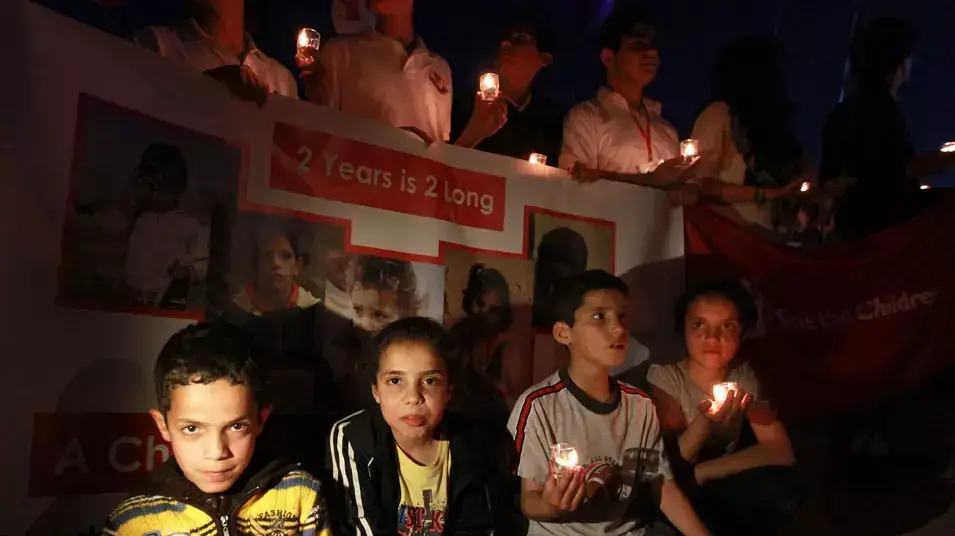 משמרת מחאה של ילדים בירדן למען ילדי סוריה משמרת מחאה של ילדים בירדן למען ילדי סוריה