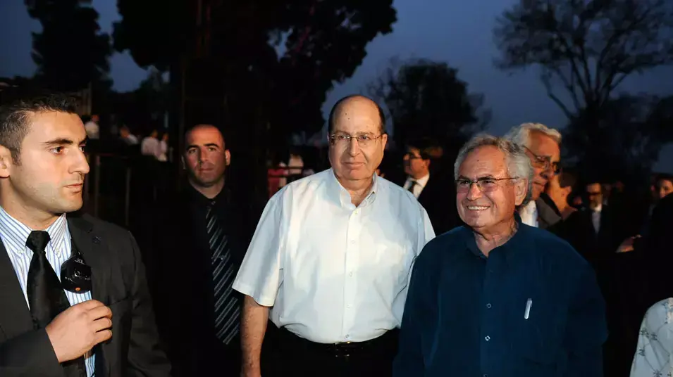 שר הביטחון משה יעלון בעצרת הנעילה יום הזיכרון לשואה ולגבורה תשע"ג בקיבוץ יד מרדכי, 8 אפריל 2013 שר הביטחון משה יעלון בעצרת הנעילה יום הזיכרון לשואה ולגבורה תשע"ג בקיבוץ יד מרדכי, 8 אפריל 2013