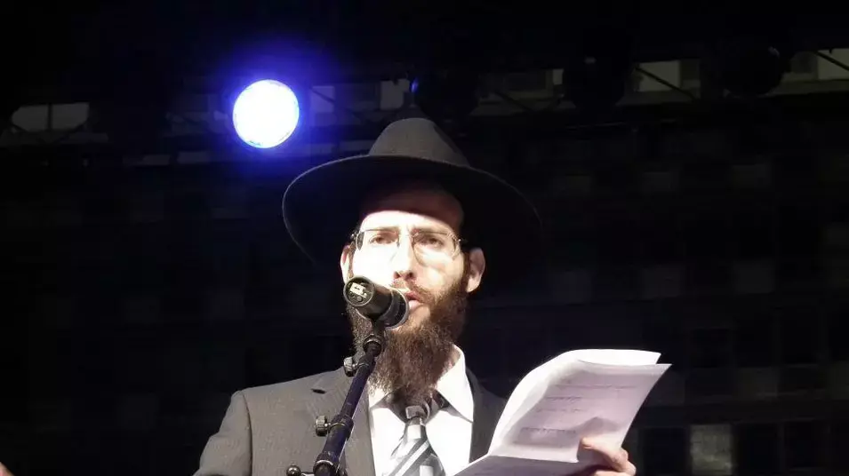 יהודה שיין, מייסד תנועת "שוויון עכשיו", חבר בפורום צדק חברתי ויו"ר ארגון "בחמלה" חרדים מתנדבים למען החיות יהודה שיין, מייסד תנועת "שוויון עכשיו", חבר בפורום צדק חברתי ויו"ר ארגון "בחמלה" חרדים מתנדבים למען החיות