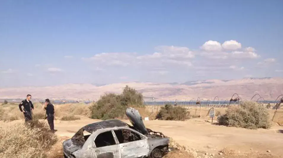 גופה נמצאה שרופה ברכב באזור קיבוץ קליה, אפריל 2013 גופה נמצאה שרופה ברכב באזור קיבוץ קליה, אפריל 2013