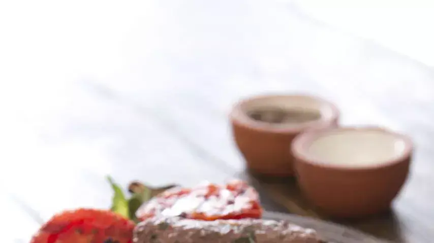 עדיף להכין את הקבב בבית עדיף להכין את הקבב בבית