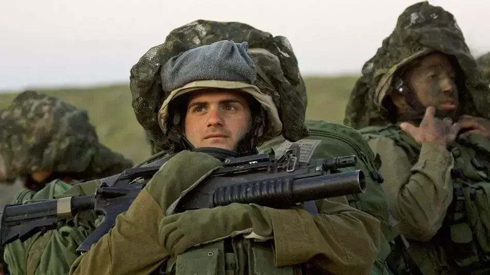אנשי מילואים בגבול עזה במבצע עופרת יצוקה, ינואר 2012 אנשי מילואים בגבול עזה במבצע עופרת יצוקה, ינואר 2012