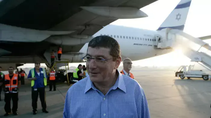 אליעזר שקדי מנכ"ל אל על בנמל התעופה בן גוריון, מאי 2011 אליעזר שקדי מנכ"ל אל על בנמל התעופה בן גוריון, מאי 2011