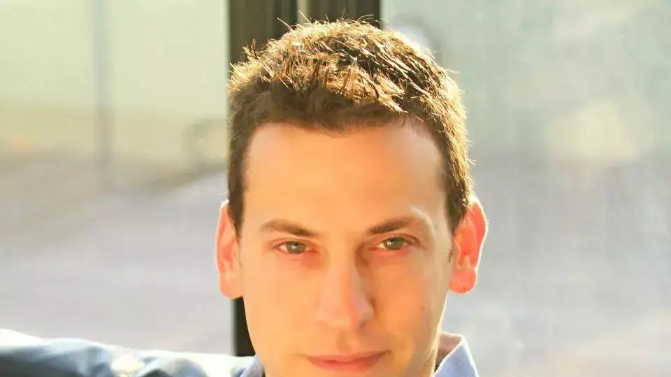 אייל נעמן טל, מייסד העמותה למען נישואים גאים וחבר הנהלת מרצ אייל נעמן טל, מייסד העמותה למען נישואים גאים וחבר הנהלת מרצ
