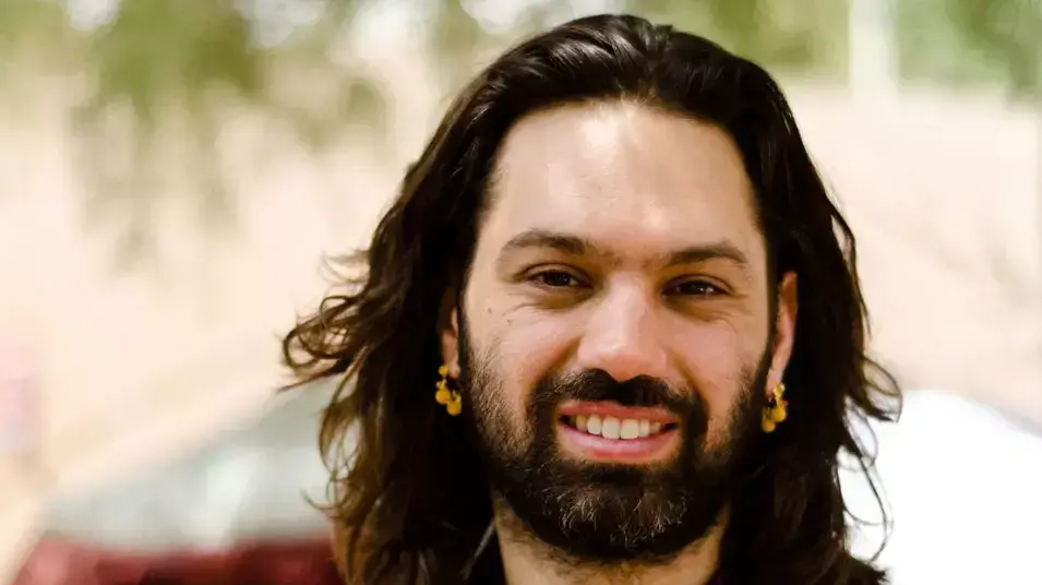 שי בן צור שי בן צור