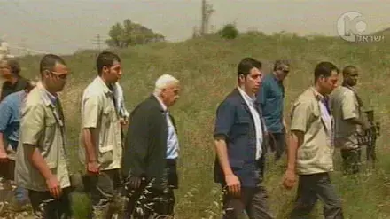 שרון מבקר בניצנים (ערוץ 10) שרון מבקר בניצנים (ערוץ 10)