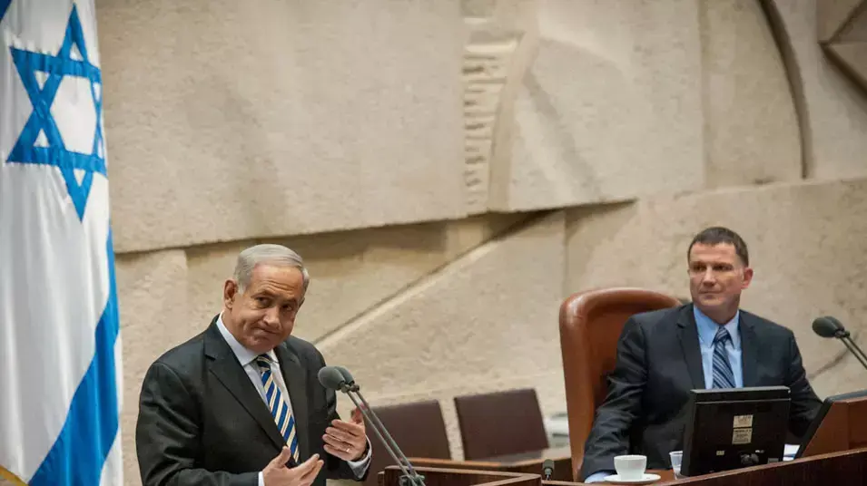 ראש הממשלה בנימין נתניהו בדיון בכנסת בנושא יוזמת השלום הערבית בעקבות חתימות 40 ח"כים. מאי 2013 ראש הממשלה בנימין נתניהו בדיון בכנסת בנושא יוזמת השלום הערבית בעקבות חתימות 40 ח"כים. מאי 2013