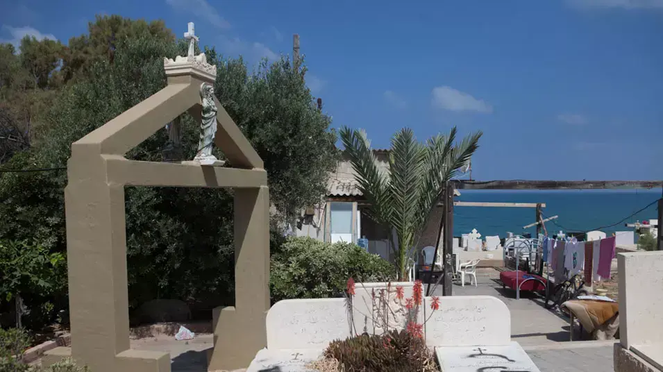 פעולת תג מחיר בבית הקברות האורתודוכסי ביפו. יוני 2013 פעולת תג מחיר בבית הקברות האורתודוכסי ביפו. יוני 2013