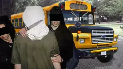 אילוסטרציה חטיפפה סכין אוטובוס בית ספר אילוסטרציה חטיפפה סכין אוטובוס בית ספר