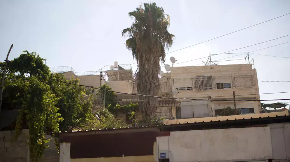 נפלה מהקומה הרביעית ונהרגה- בית משפחת קראעין בסילוואן, יולי 2013 נפלה מהקומה הרביעית ונהרגה- בית משפחת קראעין בסילוואן, יולי 2013